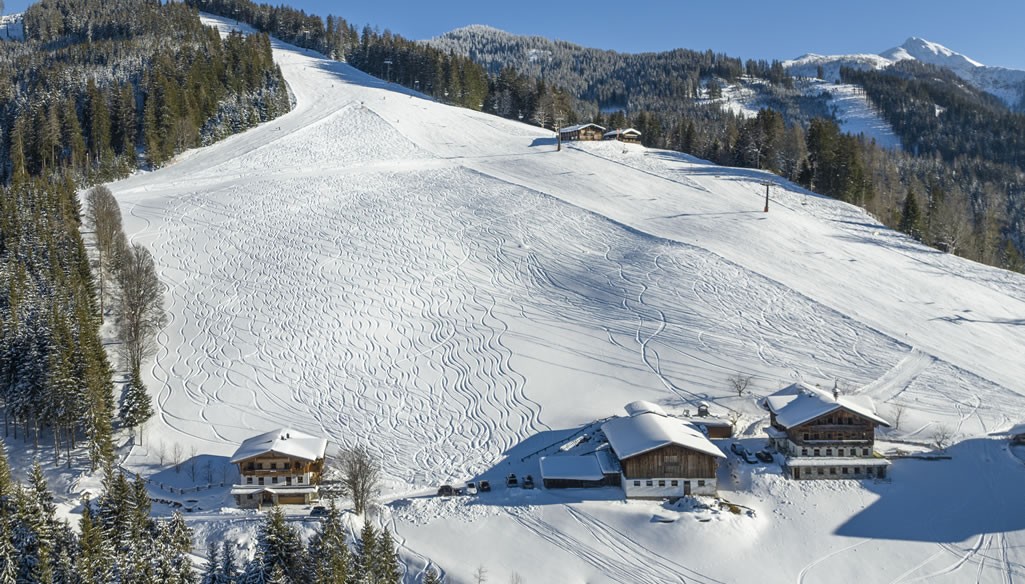 Traditionelle Skihütte im Skigebiet Altenmarkt-Zauchensee